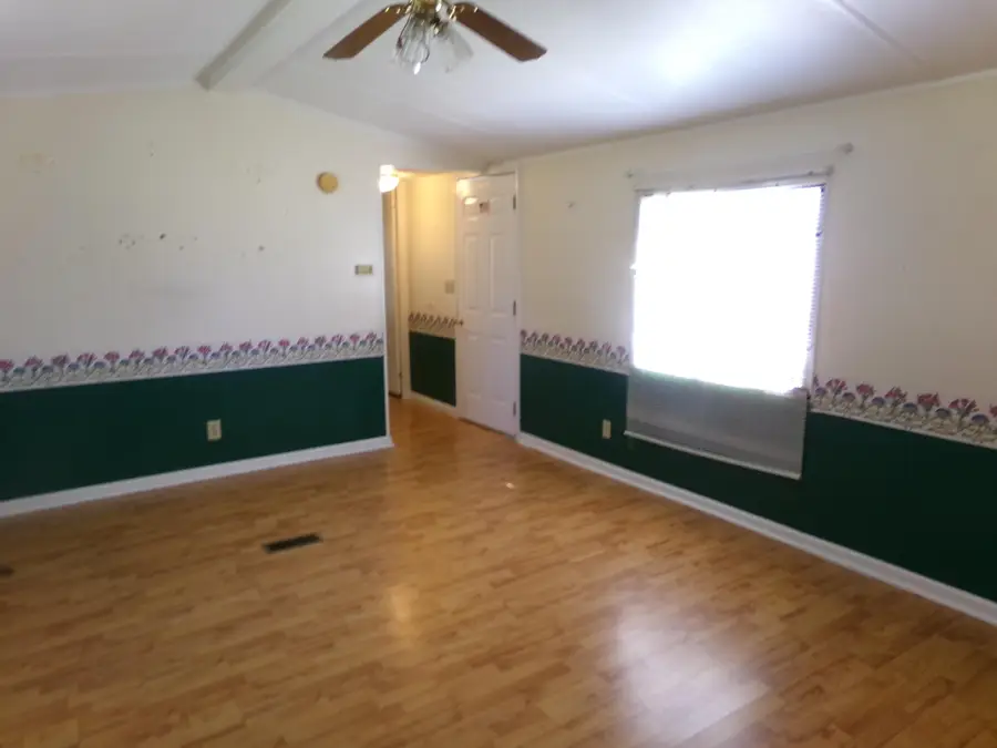 206 Waleto Street, Jeffersonville, KY 40337 - #3