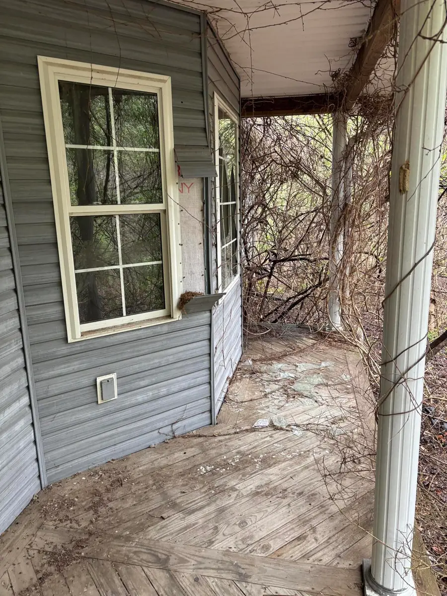 255 Ivanhoe Lane, Barbourville, KY 40906 - #3