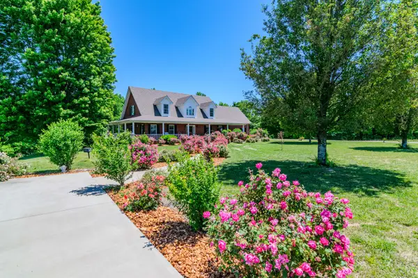 200 English Lane, Columbia, KY 42728