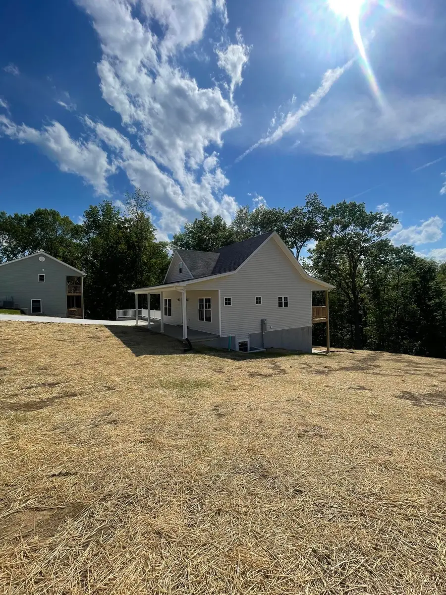 104 Cedarwood Drive, Lancaster, KY 40444 - #3