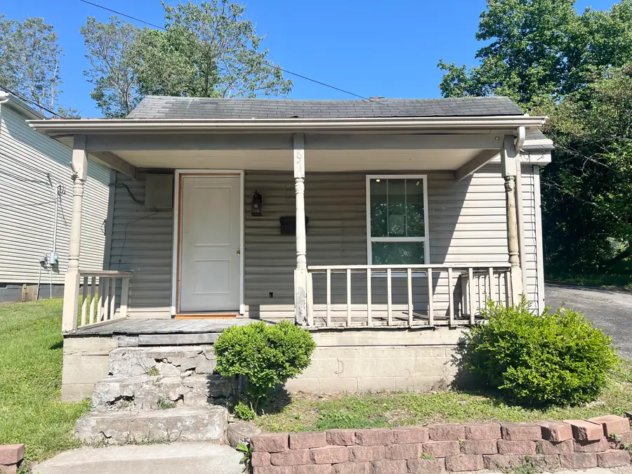 870 Lylesville Street, Paris, KY 40361 - #2