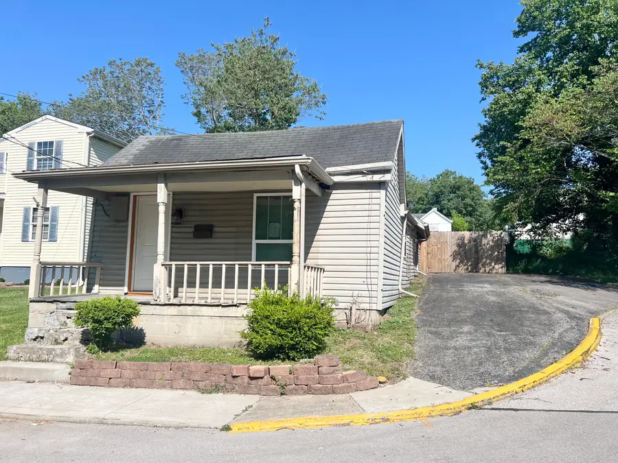 870 Lylesville Street, Paris, KY 40361 - #3