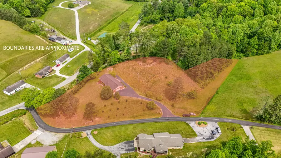 85 Mary Ann Drive, Gray, KY 40734 - #2
