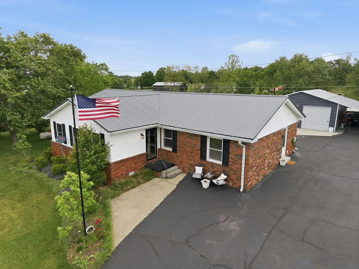 915 Richmond Road Loop 1, Lancaster, KY 40444 - #1