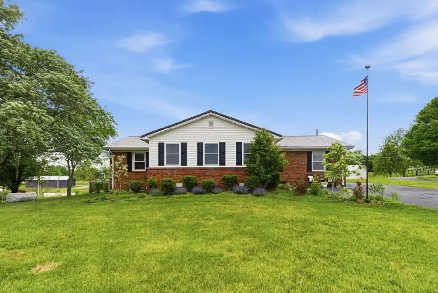 915 Richmond Road Loop 1, Lancaster, KY 40444 - #2