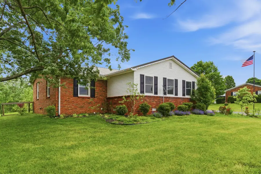 915 Richmond Road Loop 1, Lancaster, KY 40444 - #3