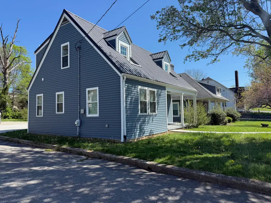 232 Danville Street, Lancaster, KY 40444 - #3