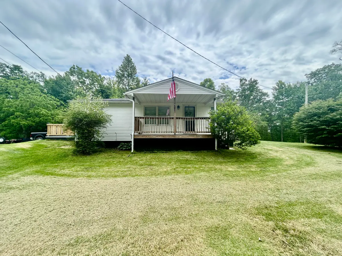 2255 S Tree Tower Road, Sandgap, KY 40481 - #1