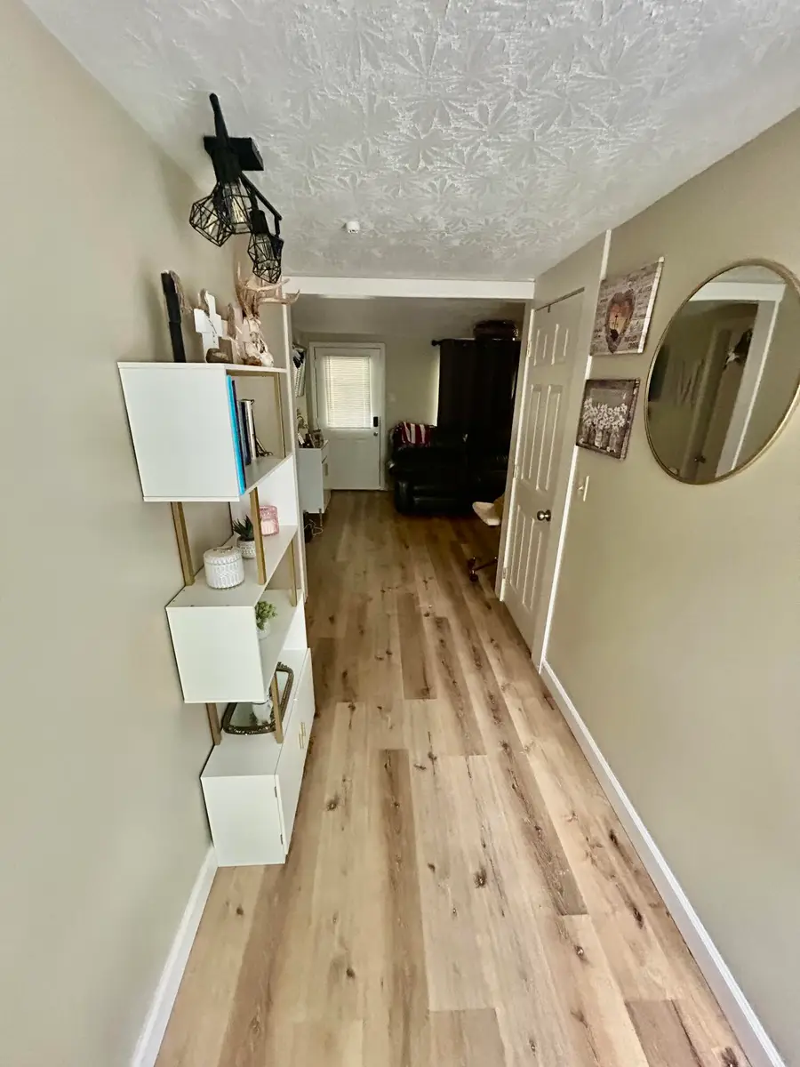 2255 S Tree Tower Road, Sandgap, KY 40481 - #2