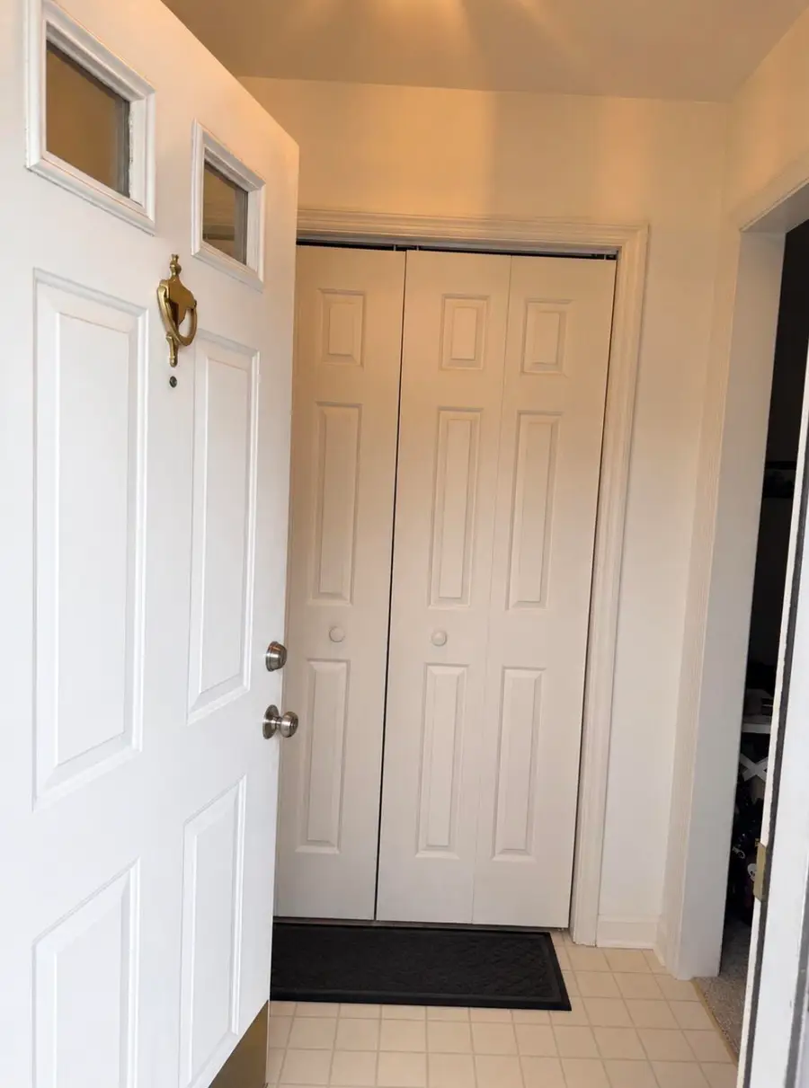 1025 Keeneland Court, Frankfort, KY 40601 - #2