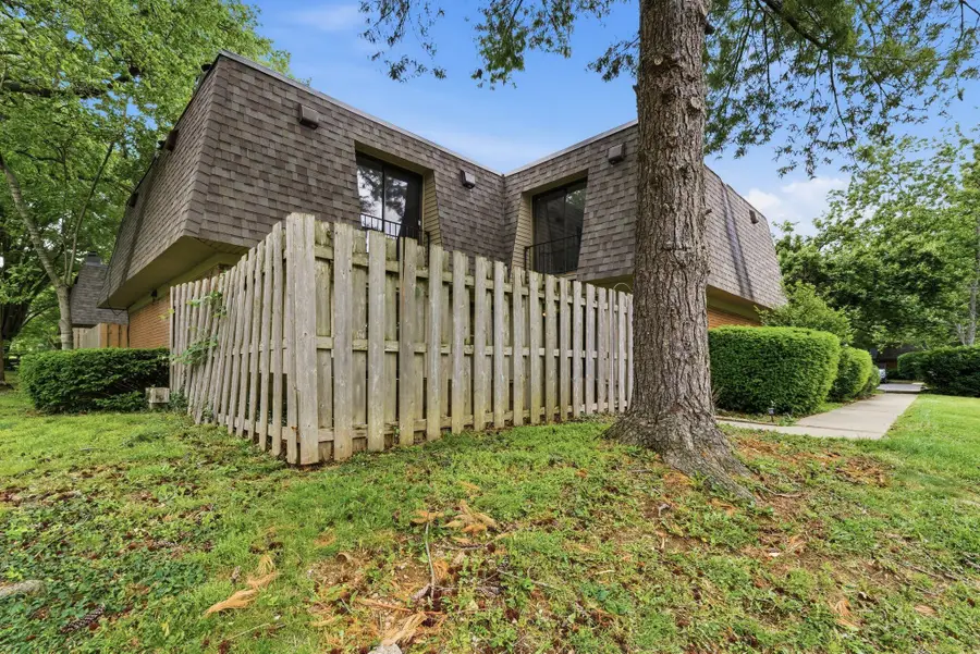 401 Redding Road #7, Lexington, KY 40517 - #2