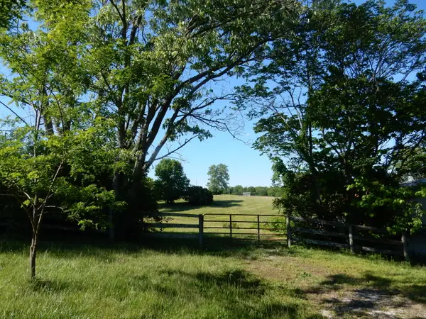 3770 Delaney Ferry Road, Versailles, KY 40383