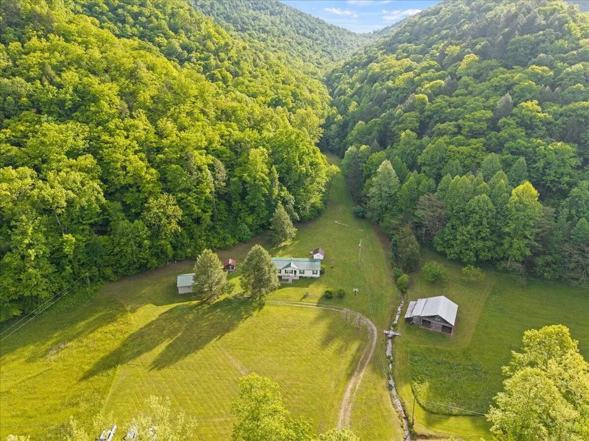 1775 Kingdom Come Creek Road, Whitesburg, KY 41858 - #1