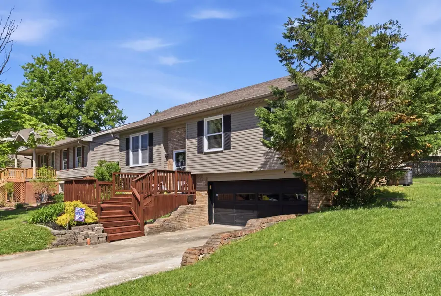 3552 Sundart Drive, Lexington, KY 40517 - #2