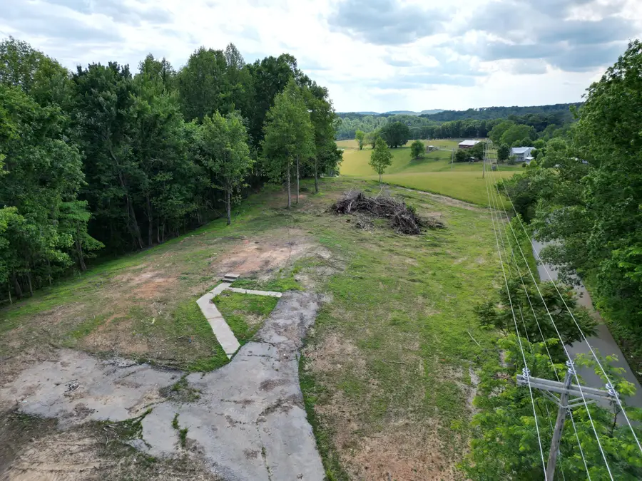 1879 Eatontown Rd, Corbin, KY 40701 - #2