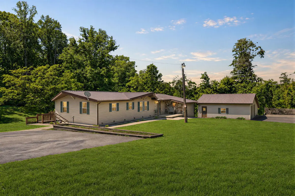 308 Dale Hollow Manor Road, Albany, KY 42602 - #1