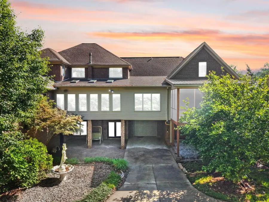 187 Woodside Drive, Somerset, KY 42503 - #2