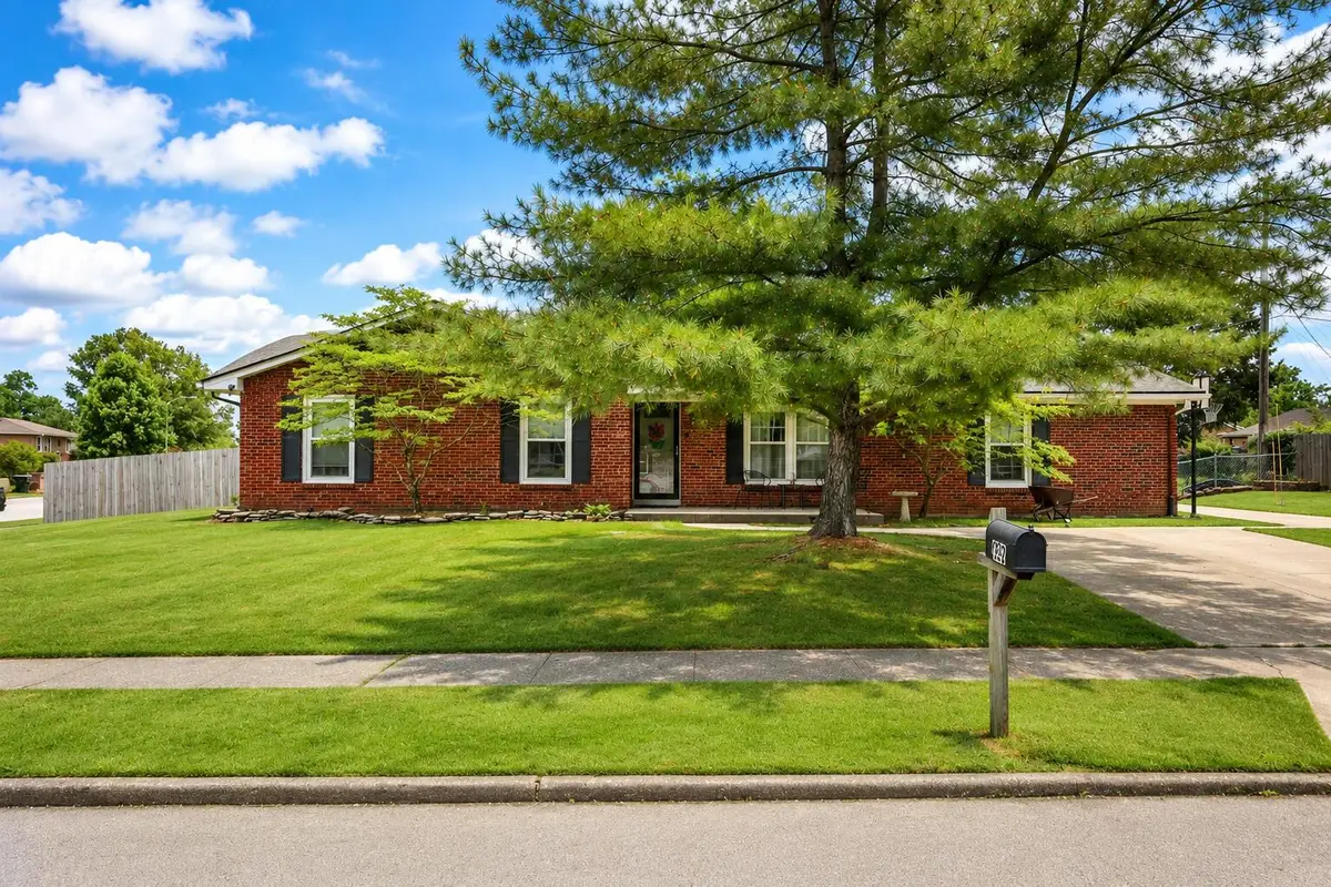 282 S Eagle Creek Drive, Lexington, KY 40515 - #1