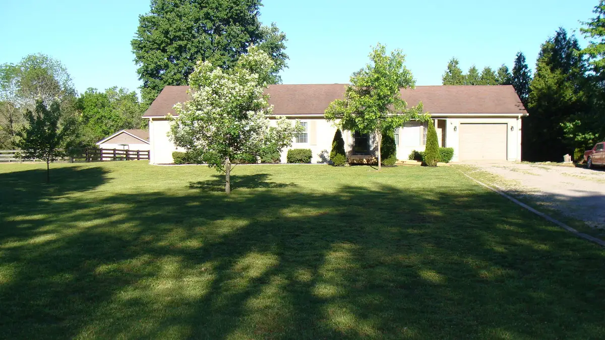110 Trails End, Harrodsburg, KY 40330 - #1