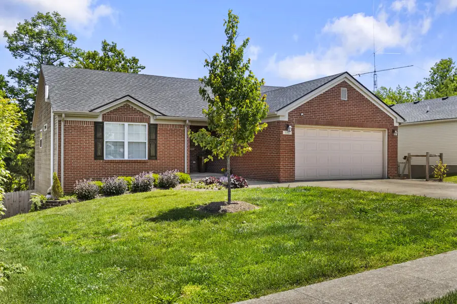 134 Hunter Ridge Drive, Lawrenceburg, KY 40342 - #2