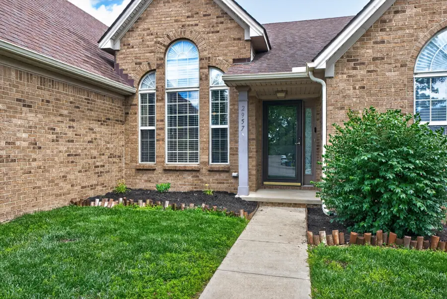 2957 Sandersville Road, Lexington, KY 40511 - #2