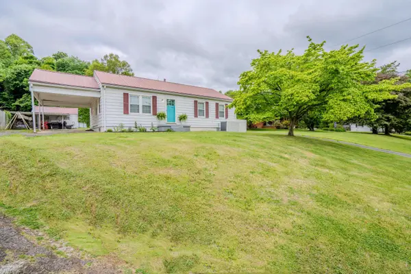 812 Seaton Avenue, Greenup, KY 41144