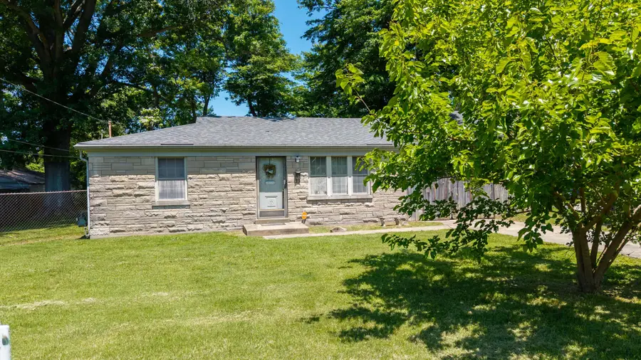 6413 North Drive, Louisville, KY 40272 - #2