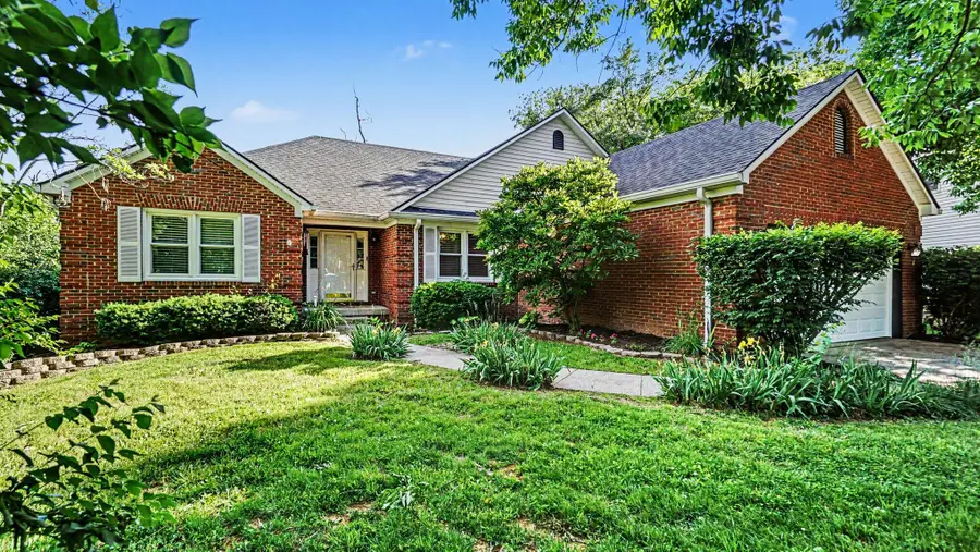1001 Crimson Creek Drive, Lexington, KY 40509 - #3