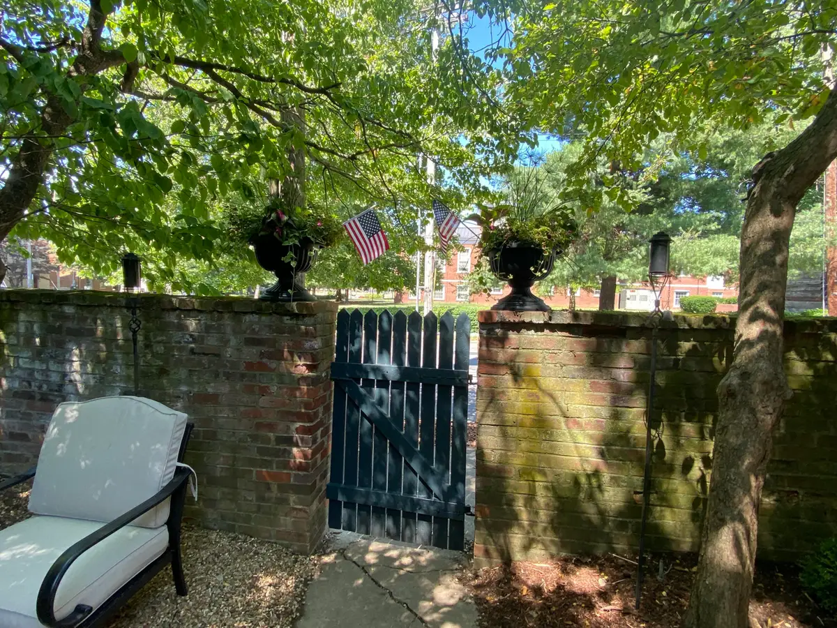 322 W 3rd Street, Lexington, KY 40508 - #1