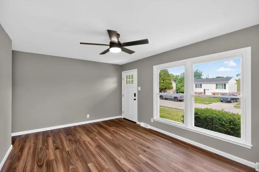 374 Gawaine Drive, Lexington, KY 40517 - #3