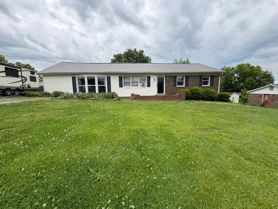 110 Hensley Heights, Harrodsburg, KY 40330 - #3