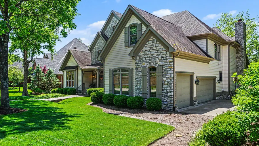 4827 Faulkirk Lane, Lexington, KY 40515 - #3