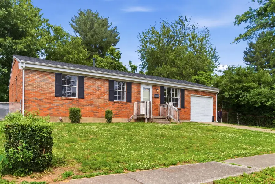 241 Hickory Drive, Frankfort, KY 40601 - #3