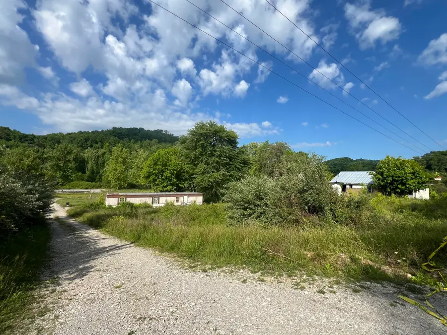 8155 Ky-6, Corbin, KY 40701 - #2