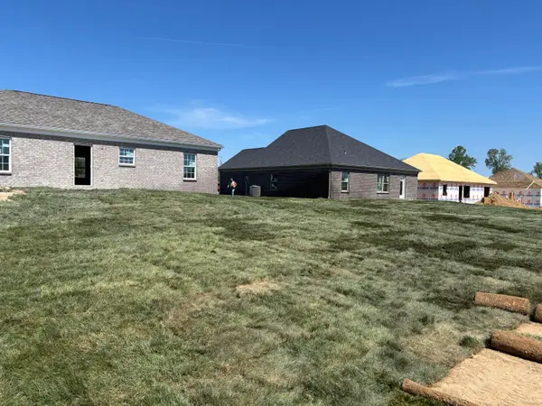 330  Cinchpost Circle, London, KY 40744