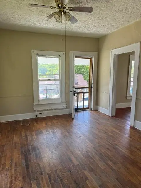 814 Holmes Street, Frankfort, KY 40601 - #3