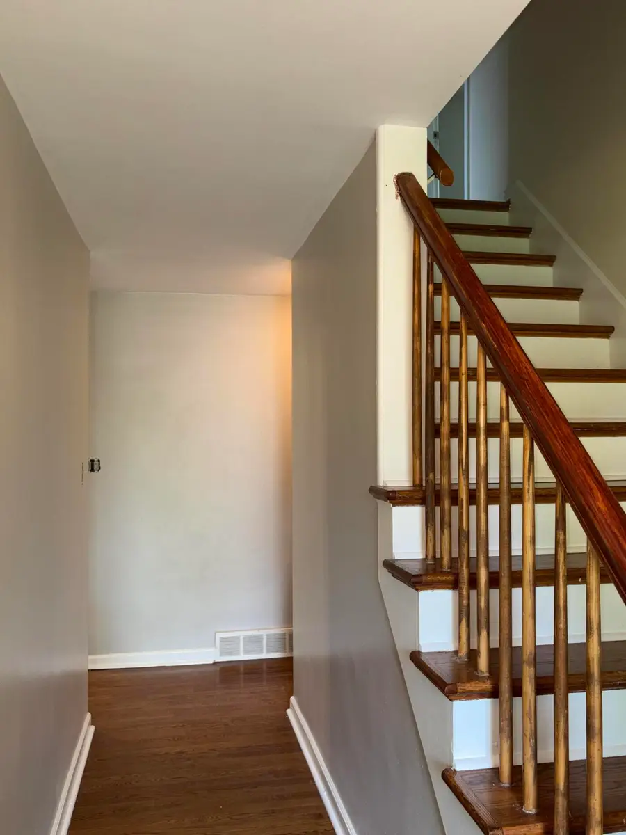 104 Loch Lomond Drive, Lexington, KY 40517 - #3