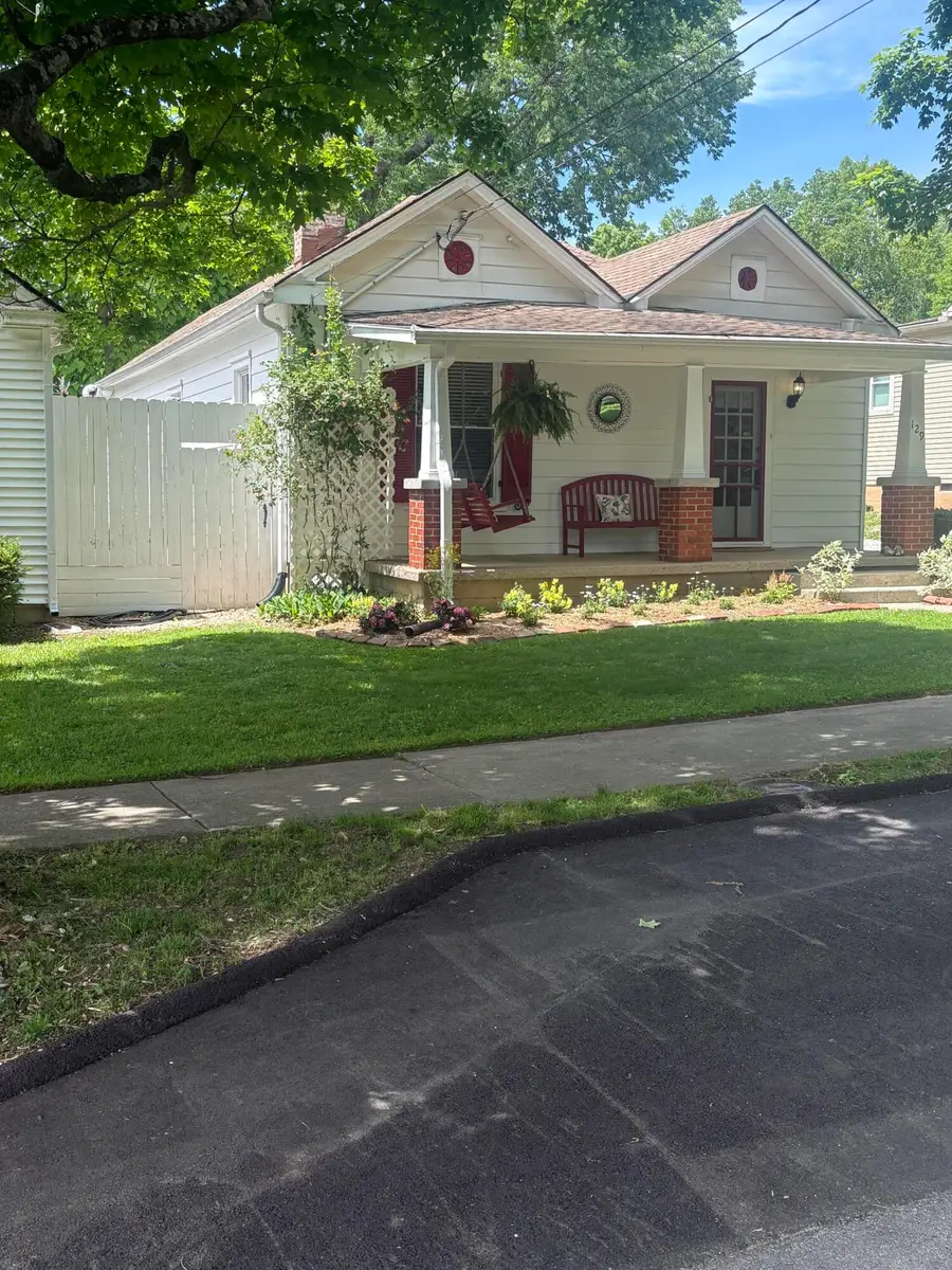 129 S Gratz Street, Midway, KY 40347 - #3