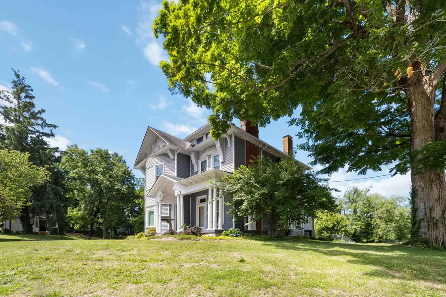 217 Lexington Street, Lancaster, KY 40444 - #3