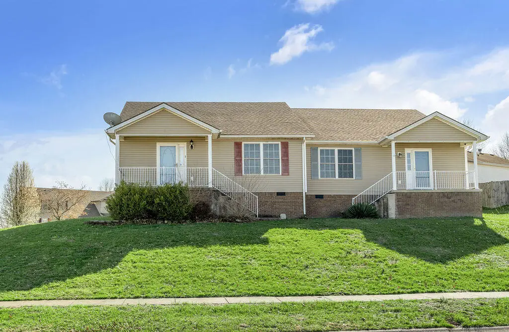 128 Bay Hill Drive, Winchester, KY 40391 - #1