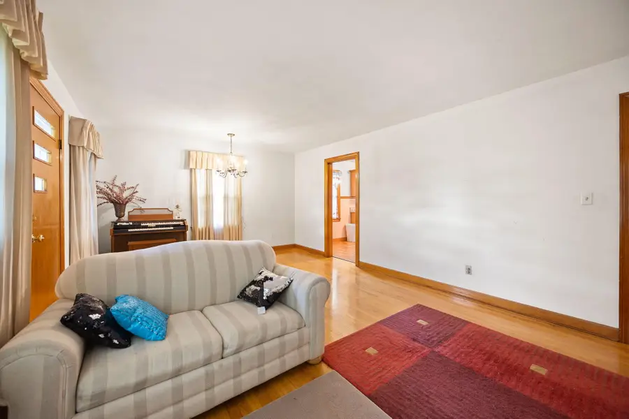 1516 Nutwood Street, Bowling Green, KY 42104 - #3