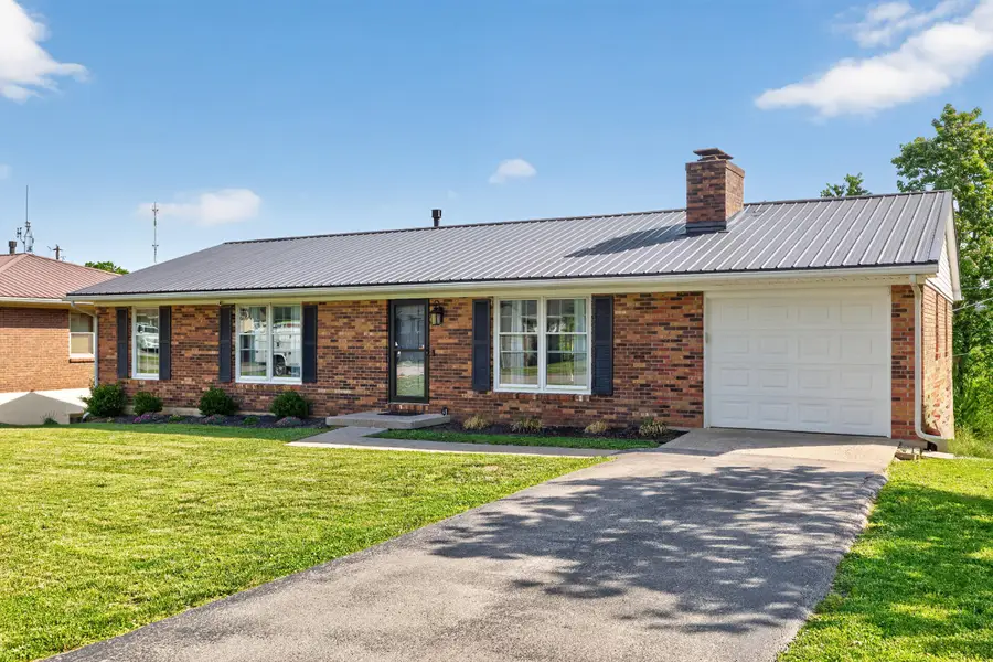 13 Lakeview Drive, Winchester, KY 40391 - #2