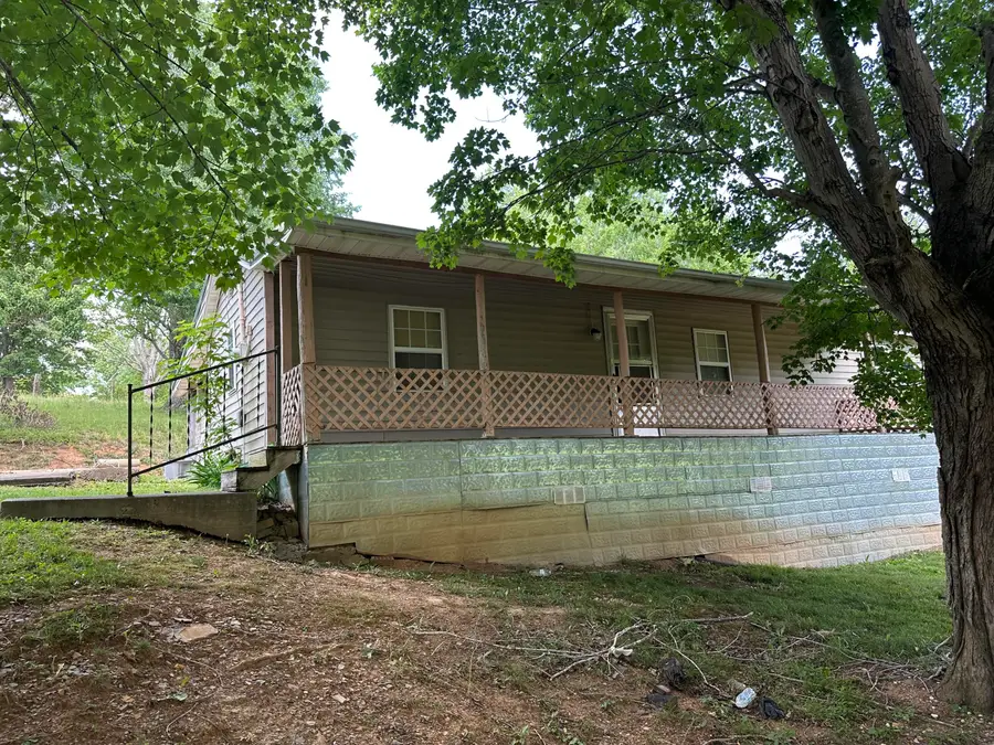 680 Round Mountain Road, Irvine, KY 40336 - #3