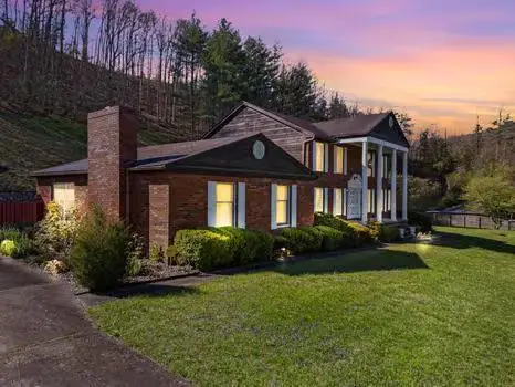 152 Daniels, Banner, KY 41603 - #1