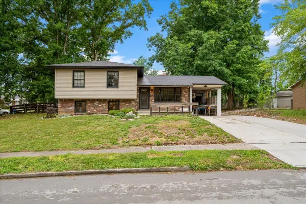1171 Kelsey Drive, Lexington, KY 40504