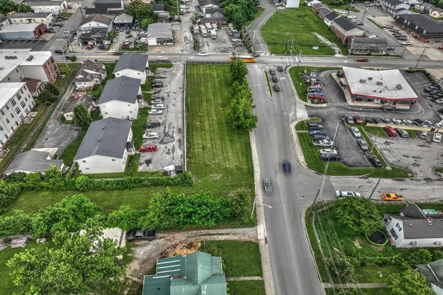 436 Big Hill Avenue, Richmond, KY 40475 - #3