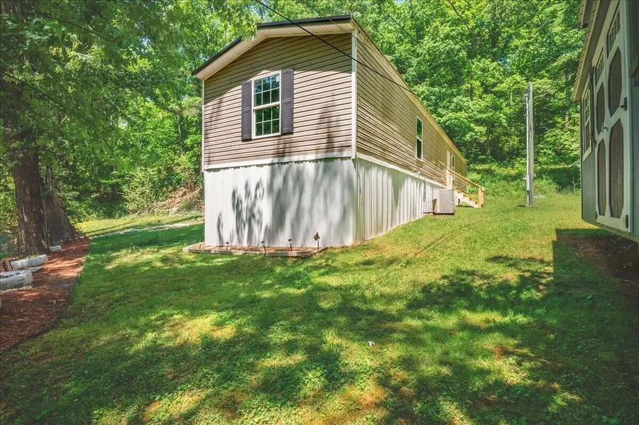 1380 State Highway 472, Manchester, KY 40962 - #3