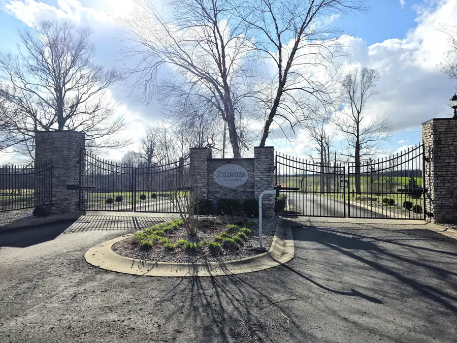 214 Stillwater Boulevard, Russell Springs, KY 42642 - #2