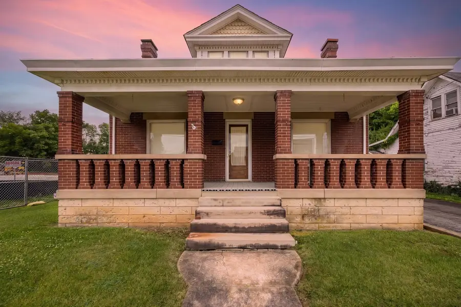 1515 Main Street, Paris, KY 40361 - #2
