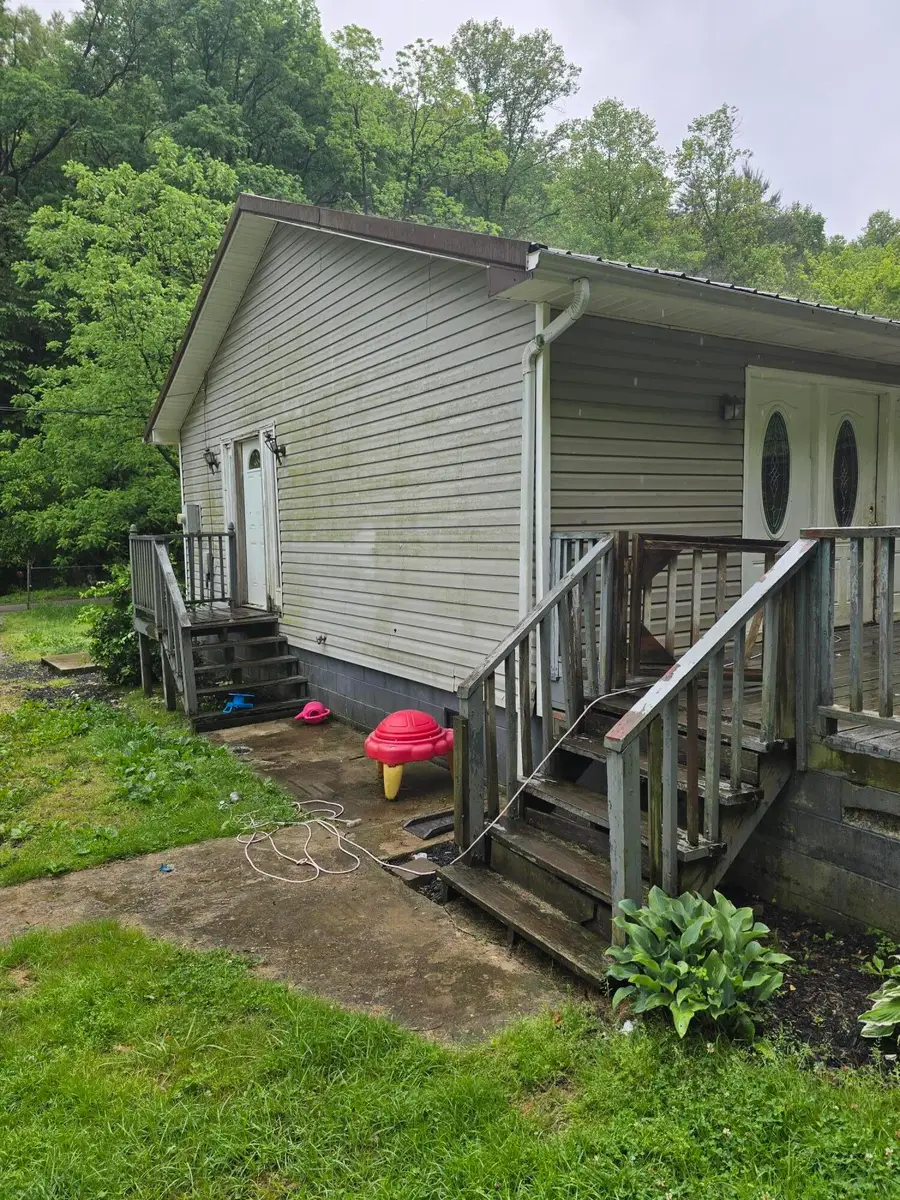 1698 Dry Creek Road, Topmost, KY 41862 - #3